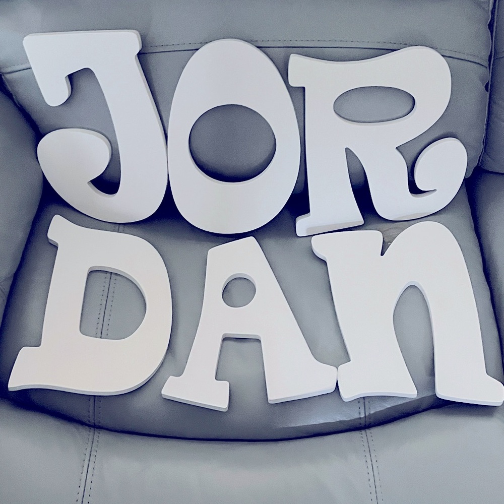 ✝️✝️✝️✝️ White Decorative Letters 'JORDAN'